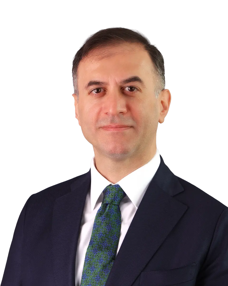 Dr. Eyüp Kul, Lexist kurucu ortağı ve enerji, altyapı ve birleşme devralmalar alanında uzman avukat